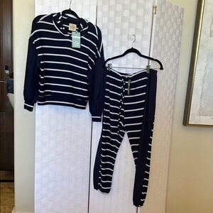 SET NWT Chaser small hooded sweatshirt and drawstring jogger striped
